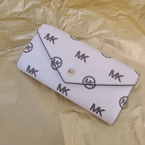 Michael Kors White and Black Logo Wallet